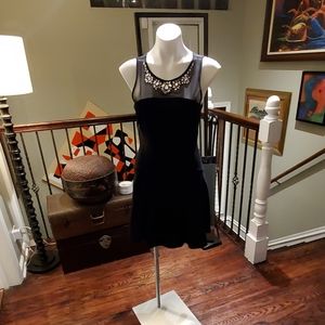 ⭐HP⭐ NWT Express Little Black Dress